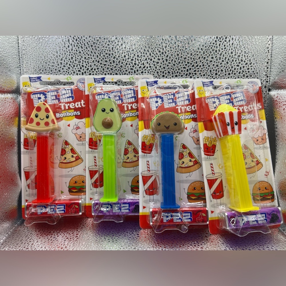 Lot of 4 Pez Candy Bonbon Dispensers New in Package 4 total